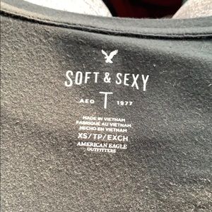 American eagle black lightweight t-shirt